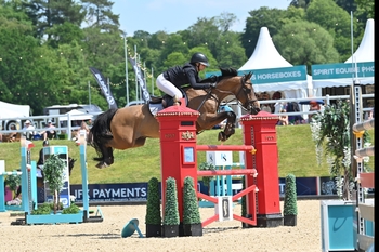 Faye Adams scorches to a win in the sun at Bolesworth International 